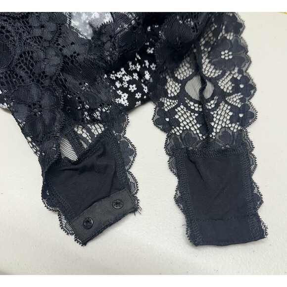 Free People Bodysuit Womens Small Ditsy Black White Floral Tiered Bell Sleeve - Picture 12 of 16